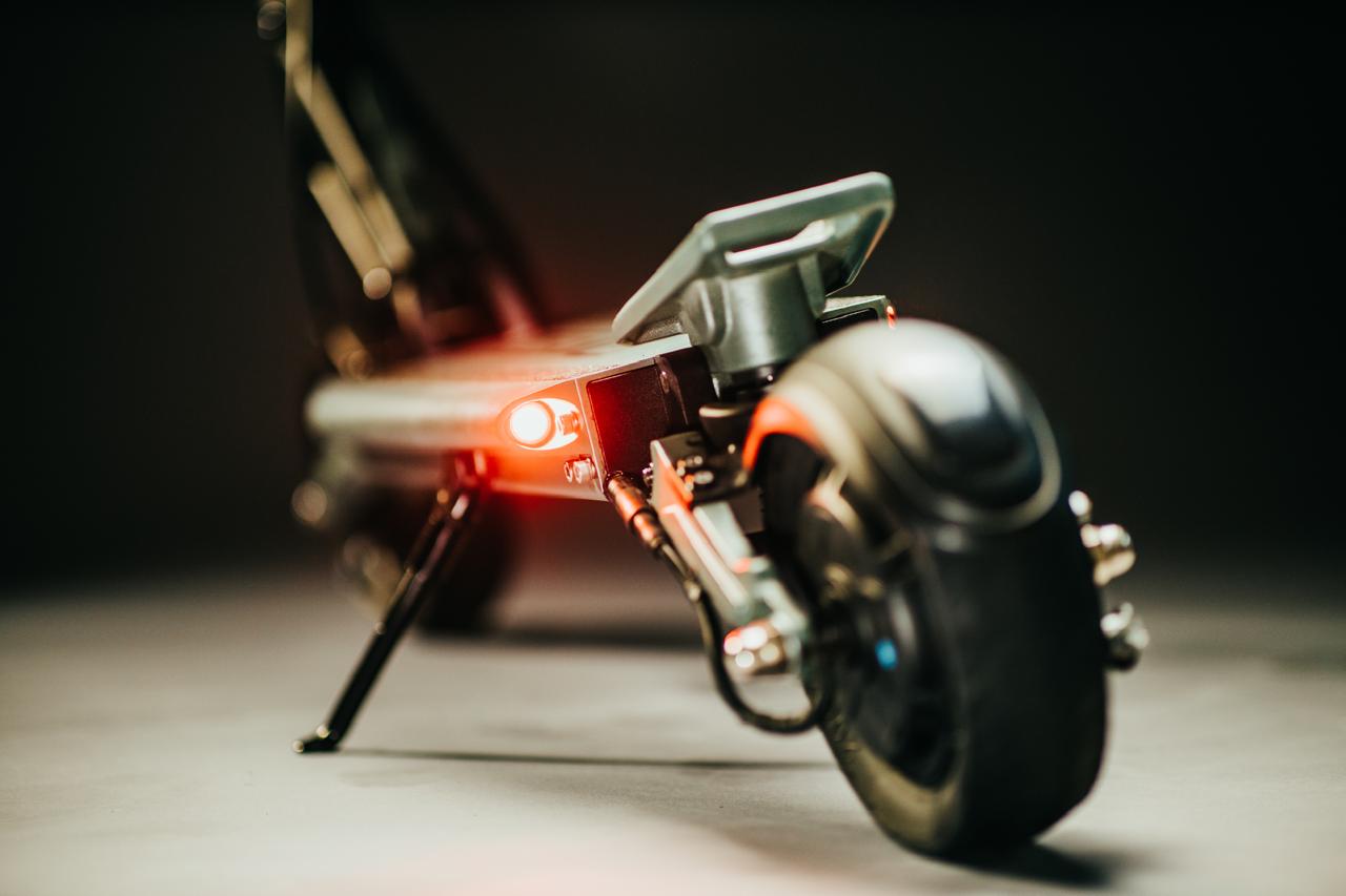 PATINETA ELECTRICA VSETT8